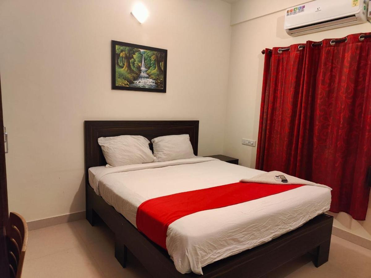 Pristine Inn Manyata Bangalore Buitenkant foto